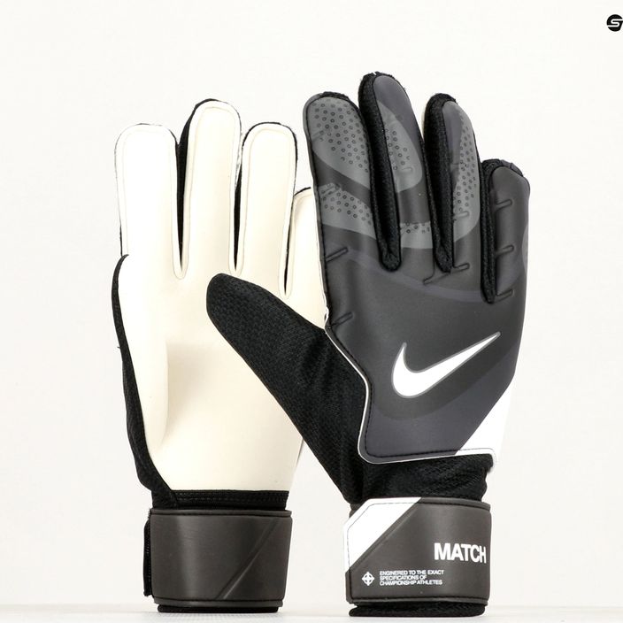 Brankárske rukavice Nike Match black/dark grey/white 6