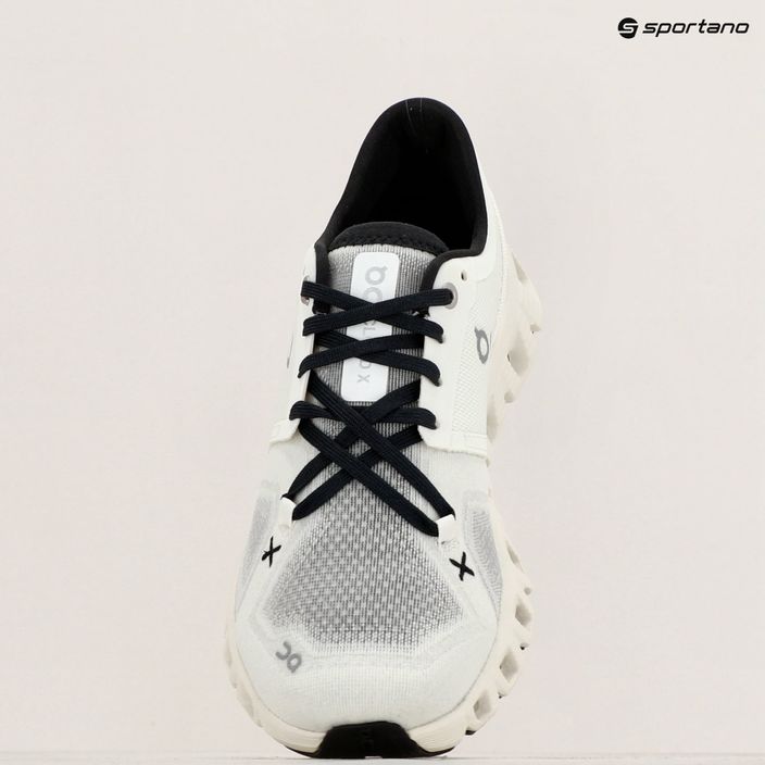 Dámska bežecká obuv On Running Cloud X 3 white/black 9