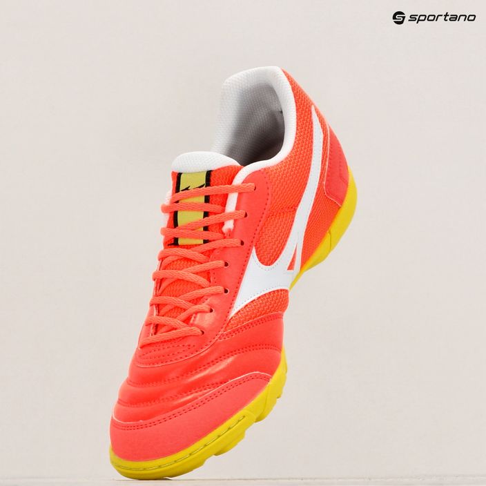 Pánske kopačky Mizuno Morelia Sala Club TF neon flame/white 9