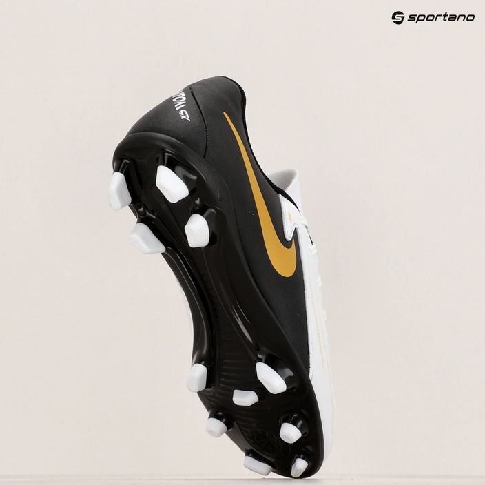 Detské kopačky Nike Phantom GX II Club FG/MG Junior white/metallic gold coin/black 9