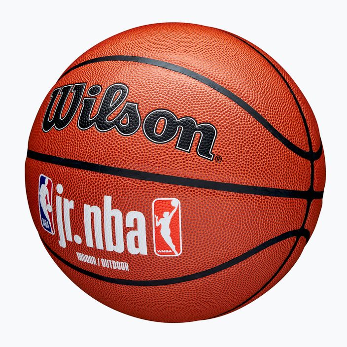 Basketbalová lopta detskáWilson NBA JR Fam Logo Indoor Outdoor brown veľkosť 5 3