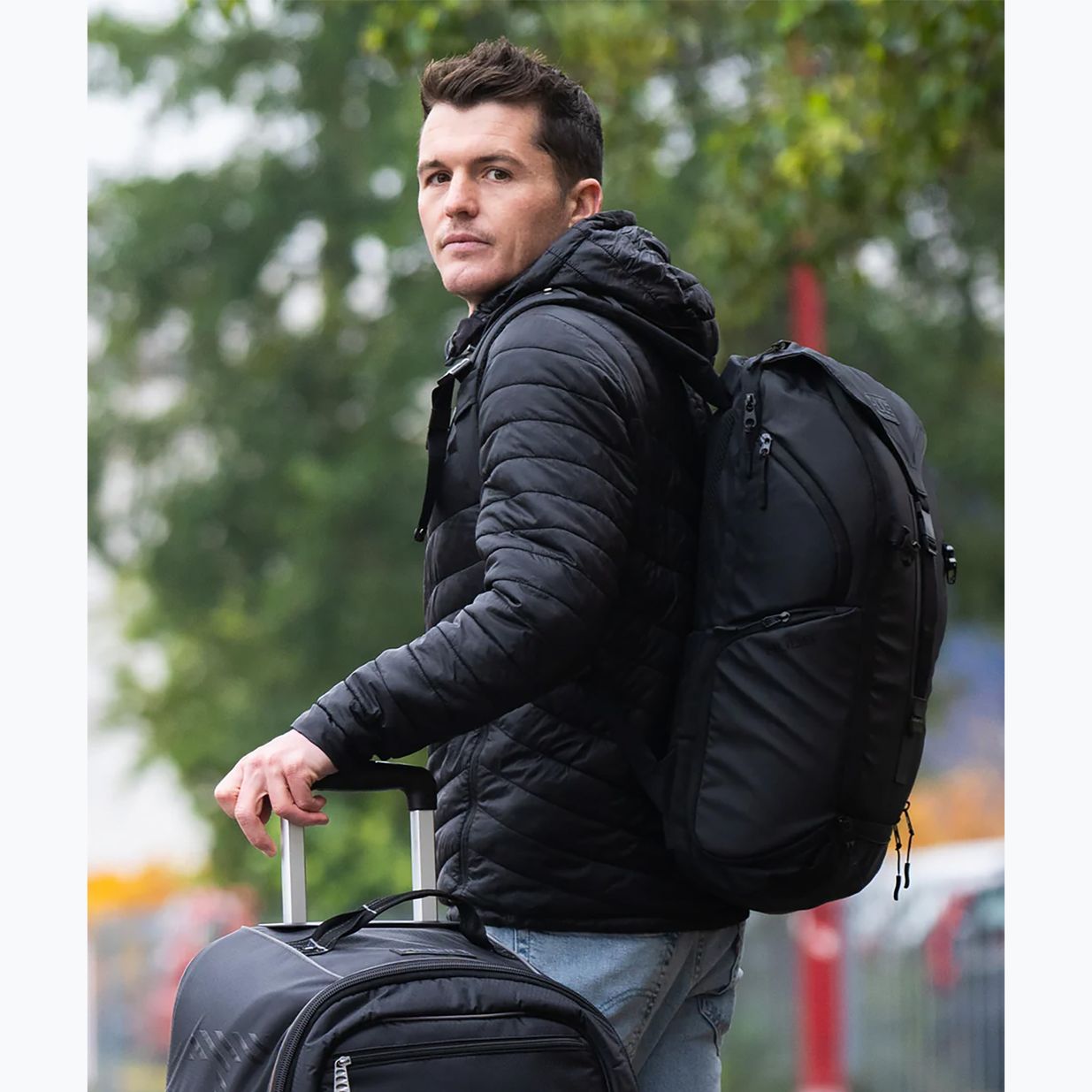 Triatlonový batoh HUUB Travel black 7