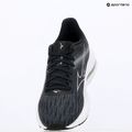 Dámske bežecké topánky Mizuno Wave Inspire 21 black/silver/metallic gray 9