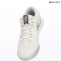 Dámske volejbalové topánky Nike Hyperquick Court Flight SE smmit white/metalic silver/pure platinum 18