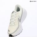 Dámske bežecké topánky Nike Revolution 8 sail/white/black/metallic silver 18