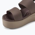 Dámske sandále Crocs Brooklyn Low Wedge mushroom/stucco 7
