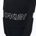 Chrániče kolien Oakley All Mountain Rz Labs čierne FOS900917 4