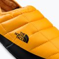 Pánske papuče The North Face Thermoball Traction Mule yellow NF0A3UZNZU31 7