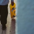Klasický skateboard Globe Goodstock žltý 10