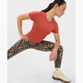 Dámske tričko na jogu Sweaty Betty Athlete Crop Seamless Workout terrazzo red 4