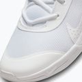 Detské topánky Nike Omni Multi-Court white/pure platinum/white 8