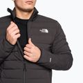 Pánska páperová bunda The North Face Belleview Stretch Down black NF0A7UJFJK31 4
