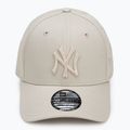 Šiltovka New Era League Essential 39Thirty New York Yankees light beige 2
