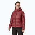 Dámska páperová bunda Patagonia Down Sweater Hoody oxide red