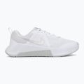 Dámske tréningové topánky Nike MC Trainer 3 white/photon dust/metallic platinum 2