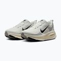 Pánske bežecké topánky Nike Vomero 18 summit white/coconut milk/black 3