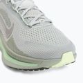 Pánske bežecké topánky Nike Vomero 18 light silver/barely volt/college grey 7