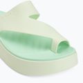 Dámske žabky Crocs Getaway Platform Toe Loop jade tint 7