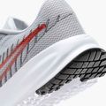 Pánske bežecké topánky Nike Run Defy wolf grey / bright crimson / black / white 9