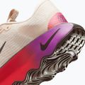 Dámske tréningové topánky Nike Motiva SE pearl white/pale ivory/vivid purple/mtl gold grain 9