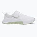 Dámske tréningové topánky Nike MC Trainer 3 white/metallic silver/barely volt 2