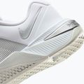 Dámske topánky na vzpieranie Nike Metcon 10 white/platinum tint/metallic silver 17