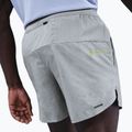 Pánske bežecké šortky Nike Stride Brief-Lined 5" light smoke grey 5