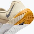 Pánske vzpieračské topánky Nike Metcon 10 light khaki/gold leaf/iron grey 9