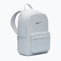 Mestský batoh Nike Heritage 23 l pure platinum/metallic silver 2
