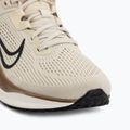 Dámske bežecké topánky Nike Quest 6 light khaki/sail/metallic gold/off black 7