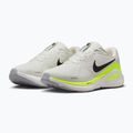 Pánske bežecké topánky Nike Structure 26 summit white/volt/total orange/black 3