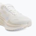 Dámske bežecké topánky Nike Vomero 18 ESS summit white/chalk/sea glass/white 7