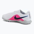 Detské futbalové kopačky Nike Tiempo Maestro Club Jr TF white/racer blue/pink blast/black 3