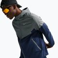 Pánska bežecká bunda Nike Impossibly Light Windrunner smoke grey/smoke grey/midnight navy 4
