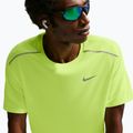 Pánske bežecké tričko Nike Miler Dri-Fit UV volt ice 6