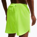 Pánske bežecké šortky Nike Stride Dri-Fit Brief-Lined 7" volt ice 5