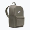Mestský batoh Nike Heritage 23 l light army/white 2