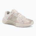 Dámske tréningové topánky Nike Metcon 10 SE chalk/light orewood brown/light silver