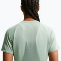 Dámske bežecké tričko Nike Swift Dri-Fit steam 6