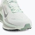 Dámske bežecké topánky Nike Vomero 18 barely green/steam/metallic silver 7