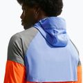 Pánska bežecká bunda Nike Impossibly Light Windrunner total orange/royal pulse/smoke grey 7