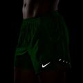 Pánske šortky Nike Stride Dri-Fit s podšívkou 5" zelená iskra 7