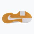 Dámske tenisové topánky Nike GP Challenge Pro white/summit white/linen/light orewood brown 4