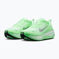 Dámske bežecké topánky Nike Vomero Plus white/illusion green/metallic silver 3