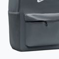 Mestský batoh Nike Heritage 23 l smoke grey/smoke grey/white 5