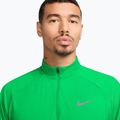 Pánska bežecká mikina Nike Stride 1/4 Zip Dri-Fit green spark 3