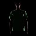 Pánske bežecké tričko Nike Miler Dri-Fit UV illusion green 7