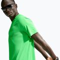Pánske bežecké tričko Nike Stride green spark 6