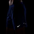 Pánske bežecké šortky Nike Stride Dri-Fit 2in1 7" hyper royal 7