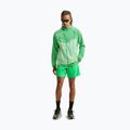 Pánske bežecké šortky Nike Stride Dri-Fit 2in1 7" green spark 2